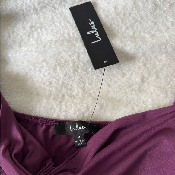 Purple Lulus Long Sleeve Top with Cut Outs Size Medium New with Tags - Picture 3 of 4